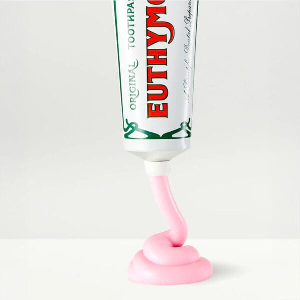 Euthymol Original Zahnpasta – Fluoridfreie Mundpflege mit einzigartigem Geschmack und rosa Farbe. Produkt Abbildung Zahnpasta Pink