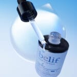 belif Super Drops Multi-7 Hyaluronic Hydrating Serum 30ml - Sérum d'hydratation intense contenant 7 fois plus d'acide hyaluronique et du panthénol. Image Drop avec pipette. 