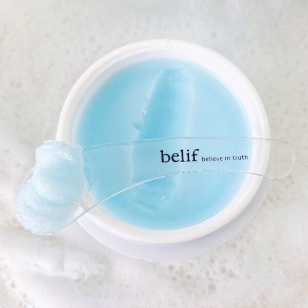 belif Cleansing Balm 100ml - Moisturizing make-up removing balm with lotus flower & vitamin E. Image with applicator, without lid.